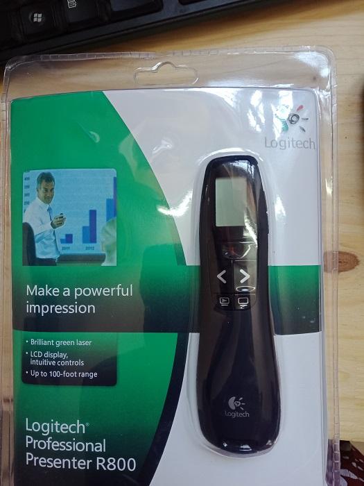 Bút trình chiếu logitech r800