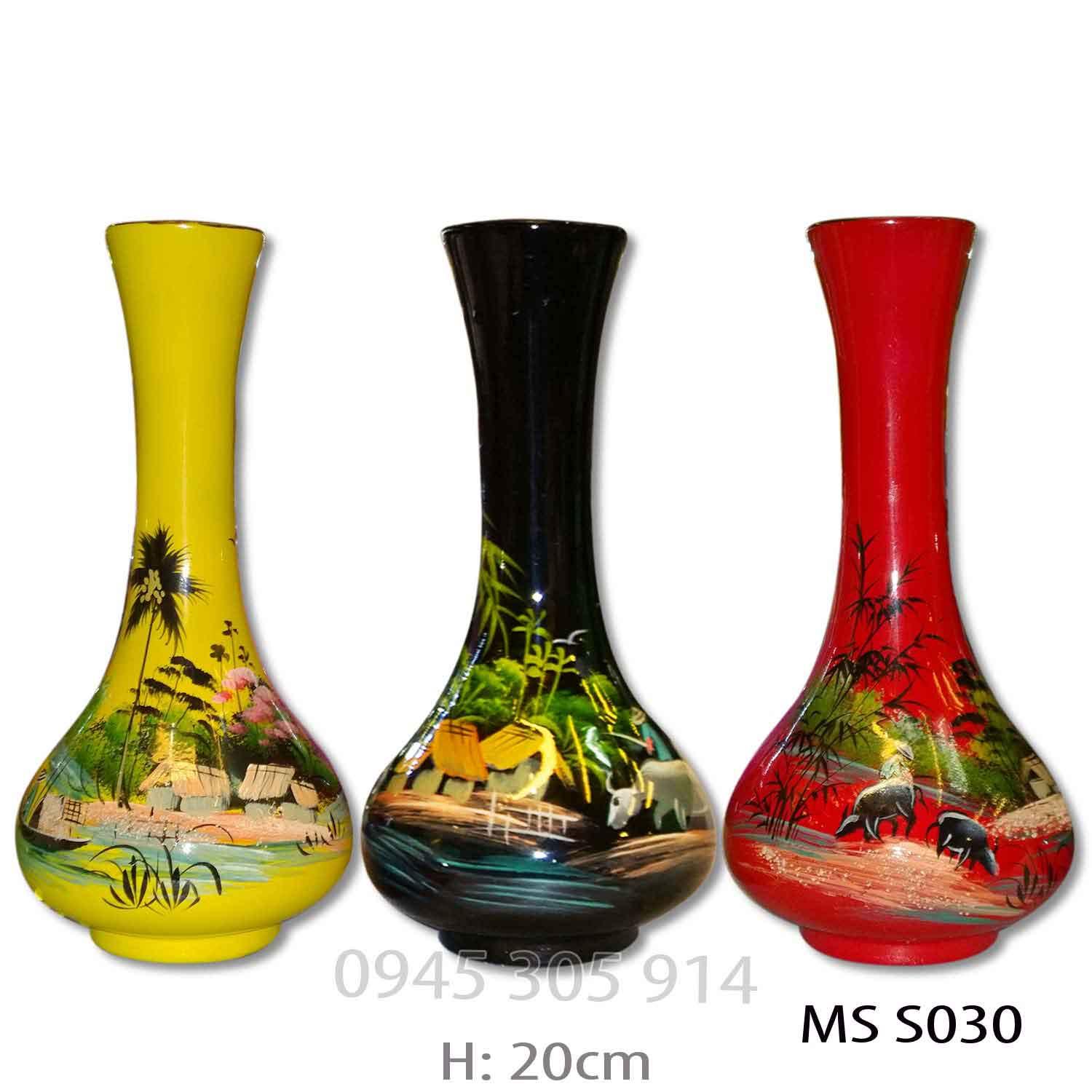 1 Lọ cắm hoa loại to , gỗ phủ sơn mài