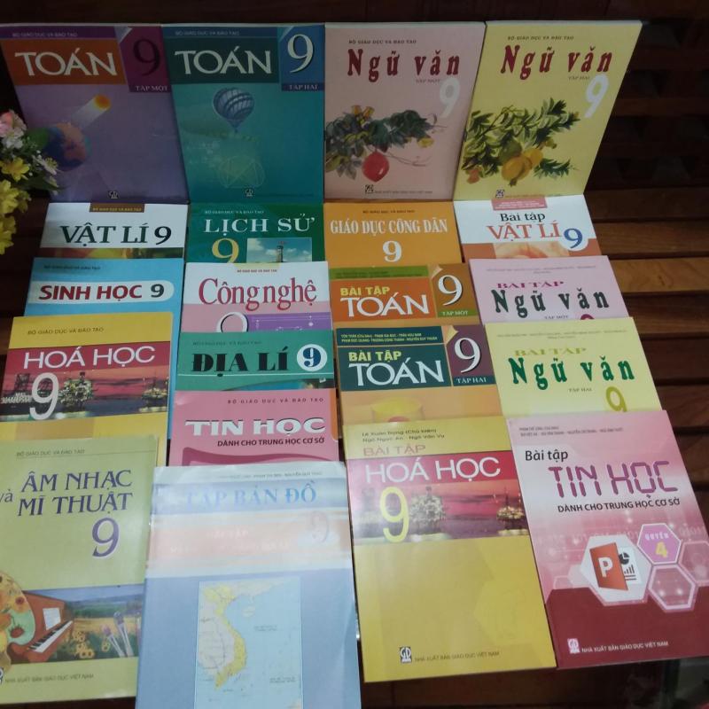 Mua Sách giáo khoa lớp 9 trọn bộ 21 cuốn (2018) + 2 tập bọc sách giáo khoa