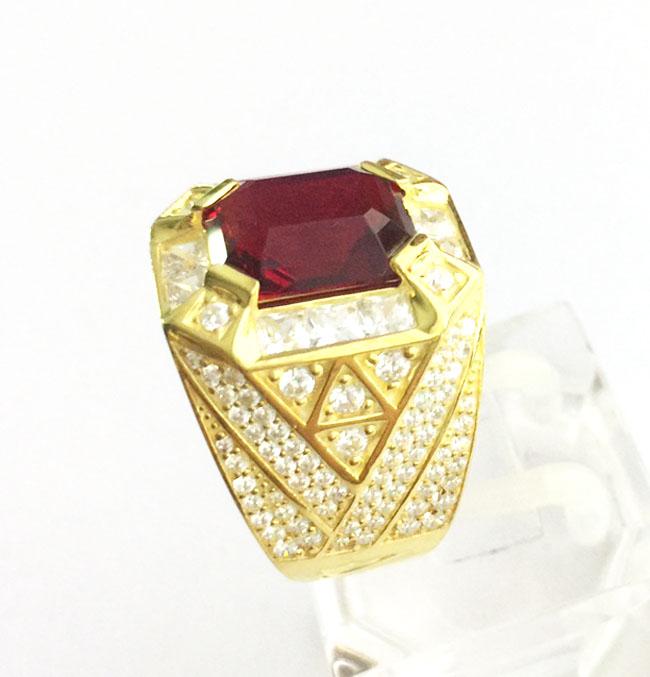 Nhẫn nam đá thạch anh tự nhiên mạ vàng 18k
