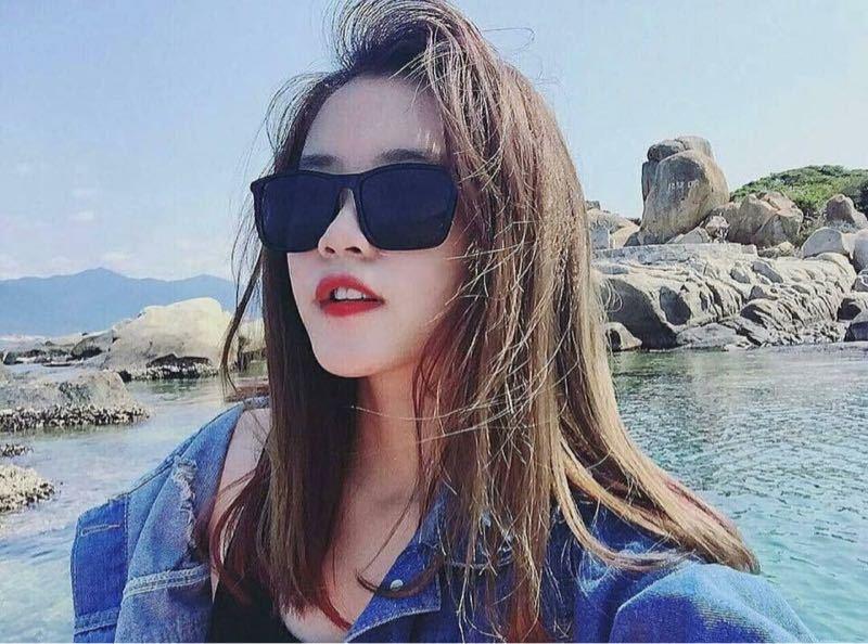 hình thật hàng thật kính mát nữ Tây sang trọng - Kính mát nữ kính acetate siêu bền thông dụng đảm bảo hài lòng cho các khách hàng khó tính, chống nắng chống chói cực tốt,chống UV400 được giảm giá khủng