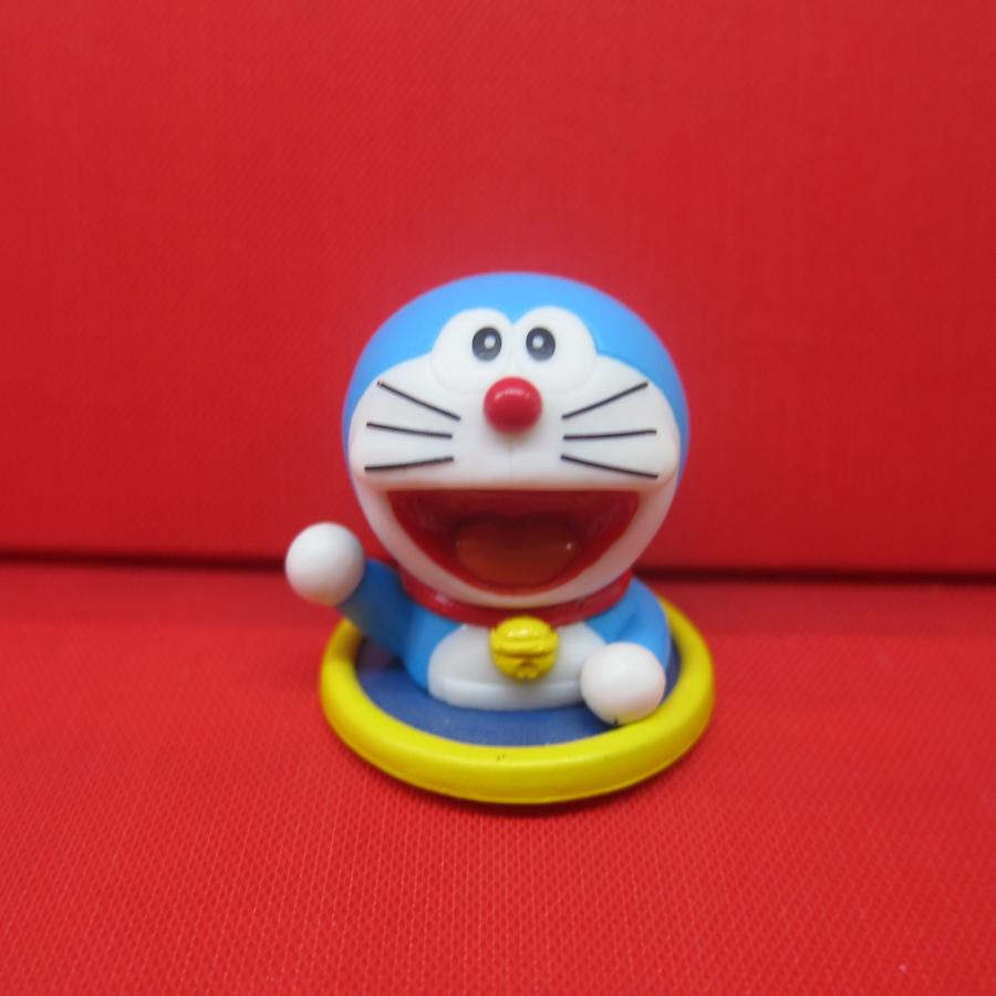 Mô hình Doraemon và bảo bối mẫu số 1