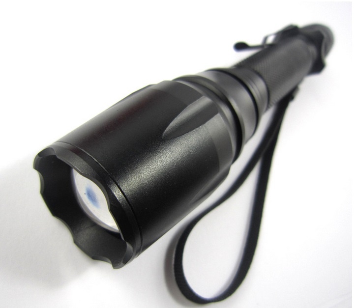 ​Bộ đèn pin siêu sáng ultrafire t6
