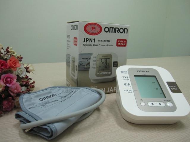 Máy đo huyết áp tự động bắp tay OMRON JPN1 - Nhật Bản