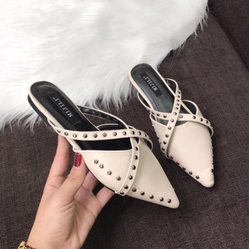 Dép Sục Viền Đinh Sang Chảnh giá rẻ