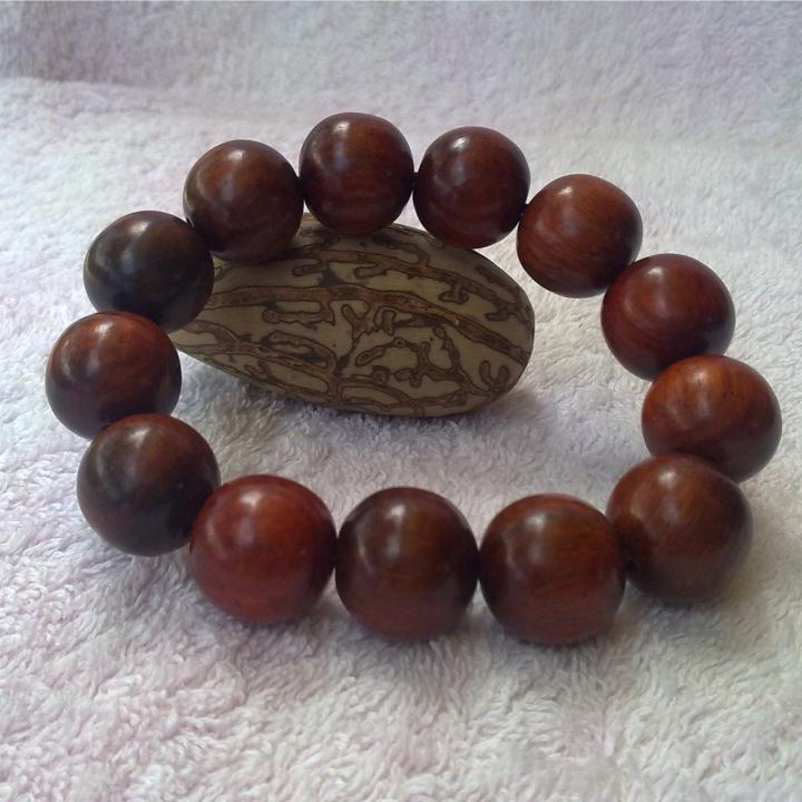 Vòng đeo tay gỗ trắc 18mm