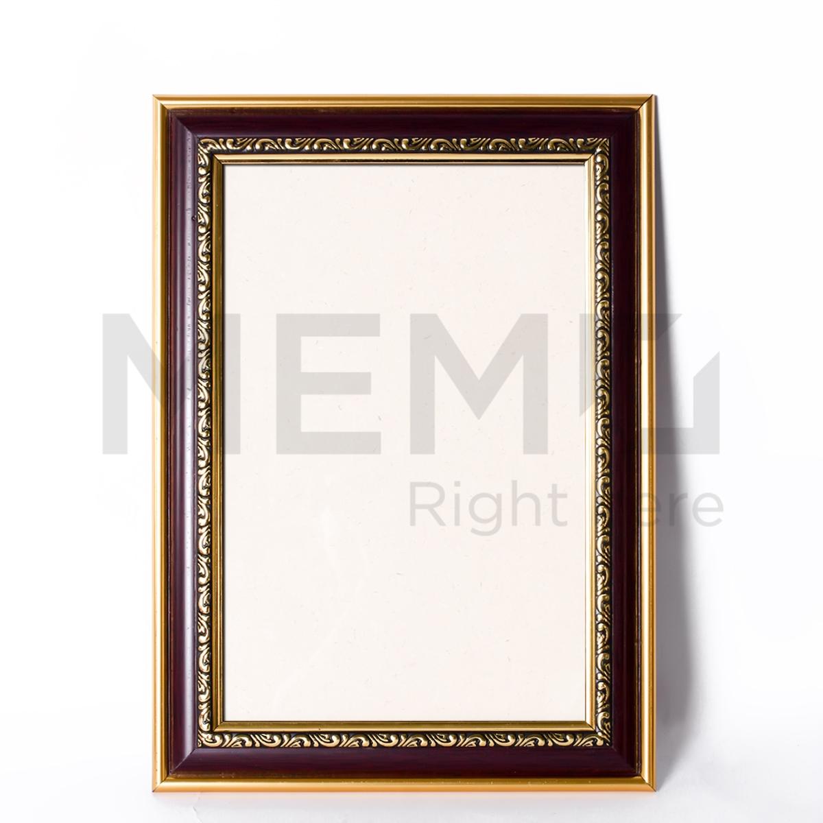 Khung ảnh treo tường cỡ 25x38 mã 3607