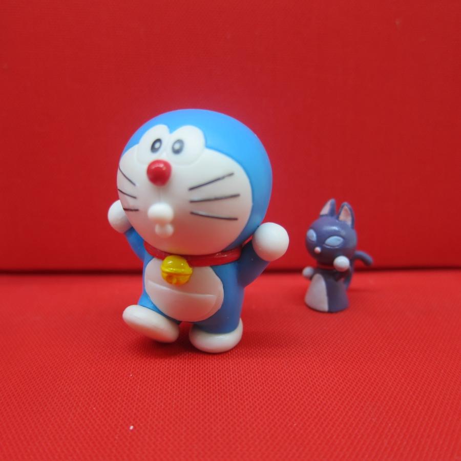 Mô hình Doraemon và bảo bối mẫu số 1