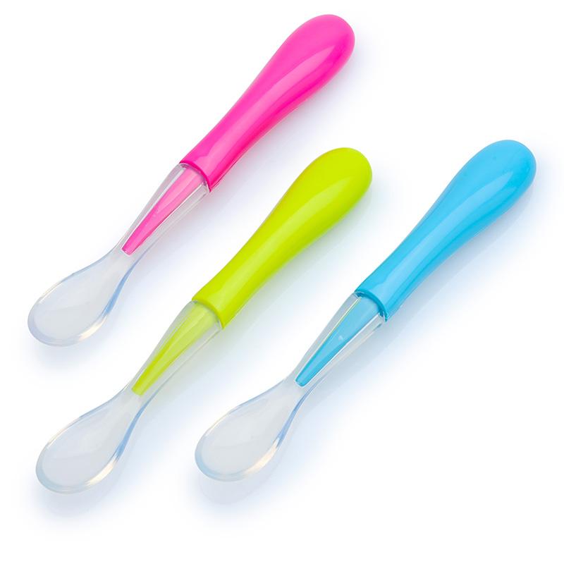 Thìa ăn dặm silicon siêu mềm (màu lá)UP3019NL