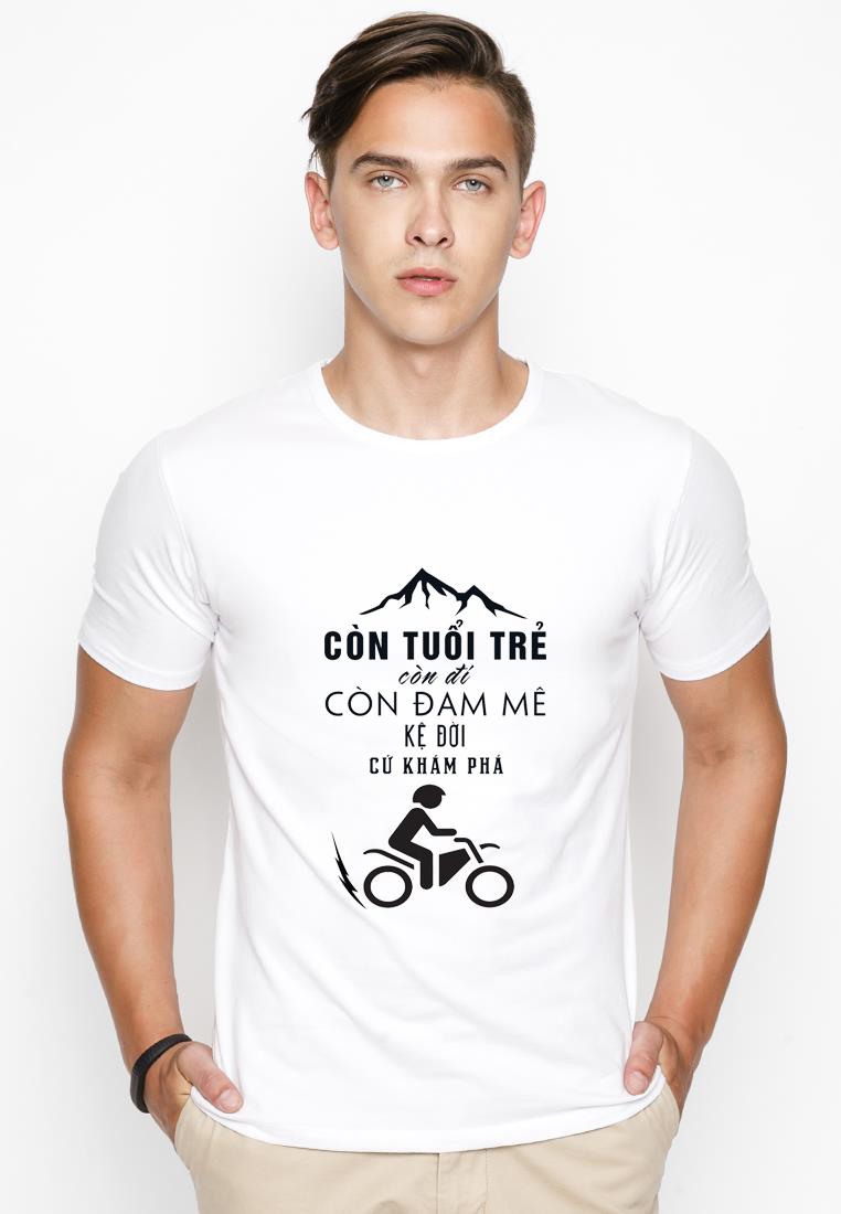 [HCM]Áo thun nam cổ tròn in hình phượt thủ aoknam470 vải dày mịn