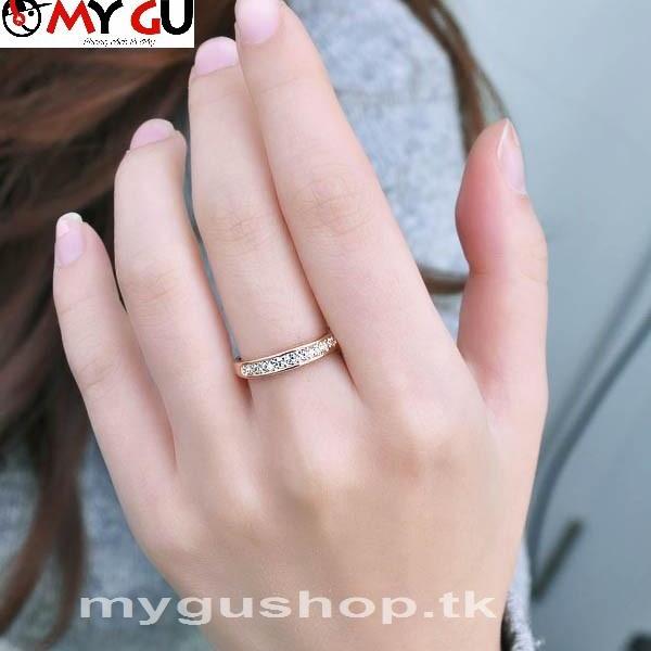 Nhẫn nữ đính kim cương trang nhã N09