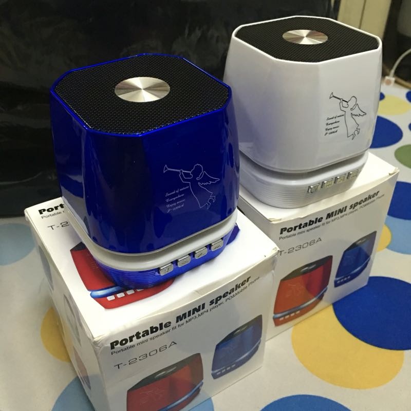 loa bluetooth mini T2306A - âm thanh cực hay có đèn led 1