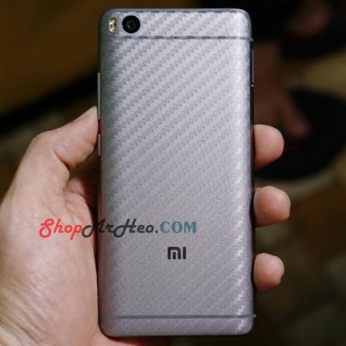 Bộ 3 dán skin mặt sau lưng vân 3d carbon xiaomi mi5s