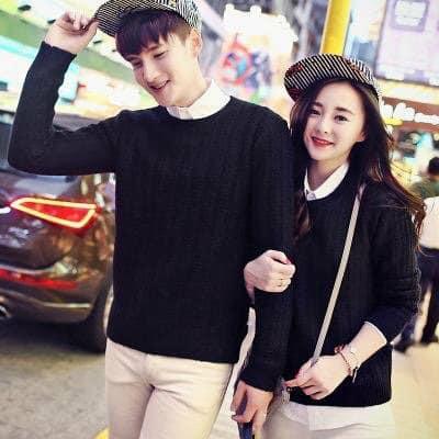 Áo len cổ tròn dày hàng nhập màu đen