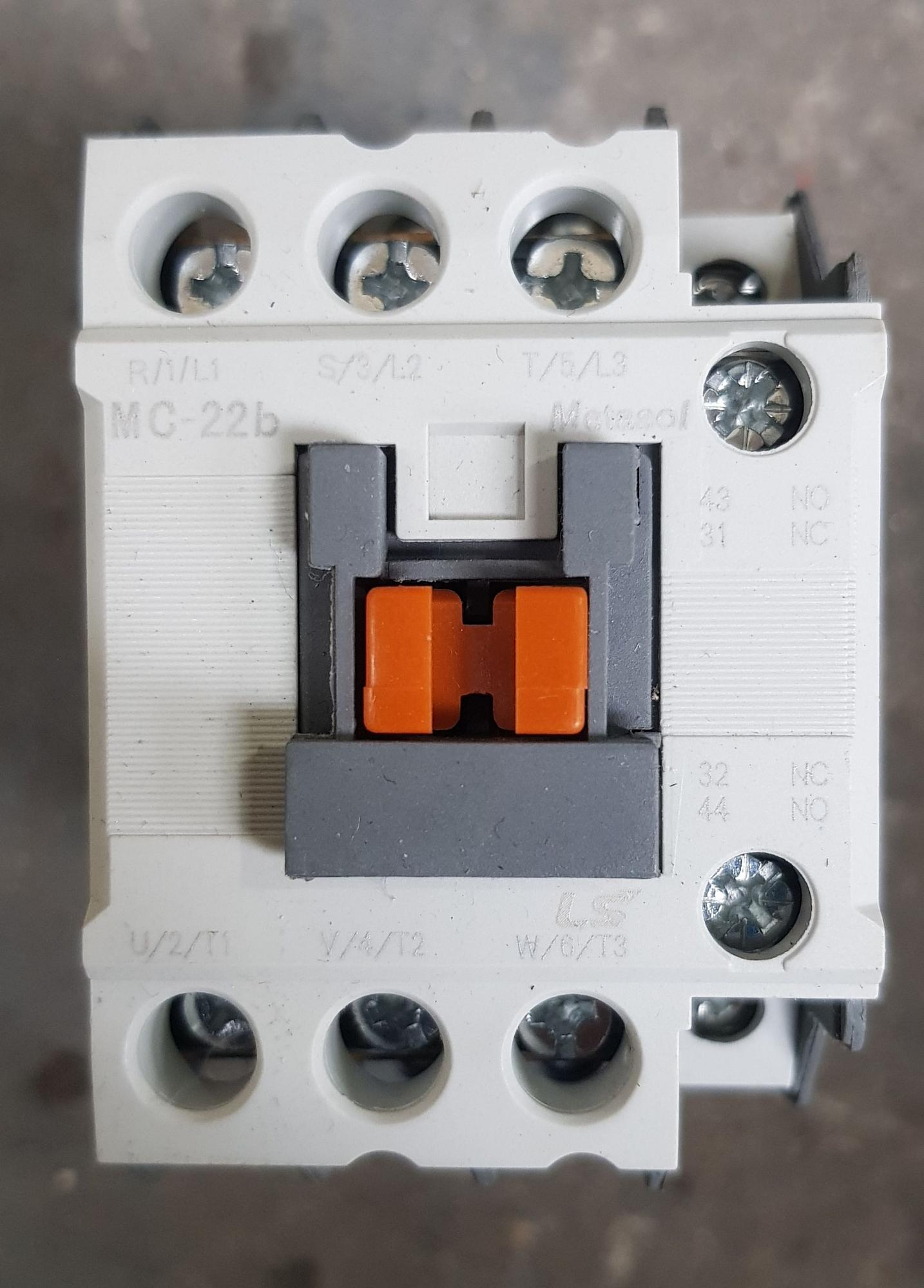 Khởi động từ mc 22a