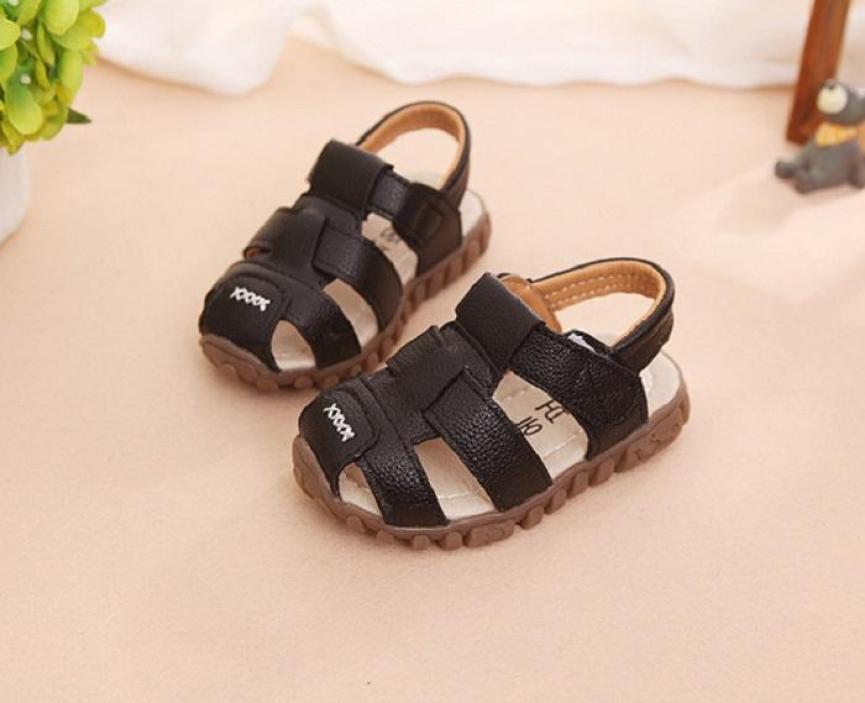Giày sandal cho bé trai RS123 size 21 - 30 (Màu đen) giá rẻ