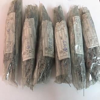 Điện trở 680 ohm 2w - xả kho giá rẻ