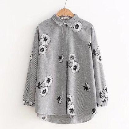 Áo sơ mi nữ tay dài form dài sọc trắng thêu hoa trên thân áo LTTA1473 (Đen) BEAUTYSALES