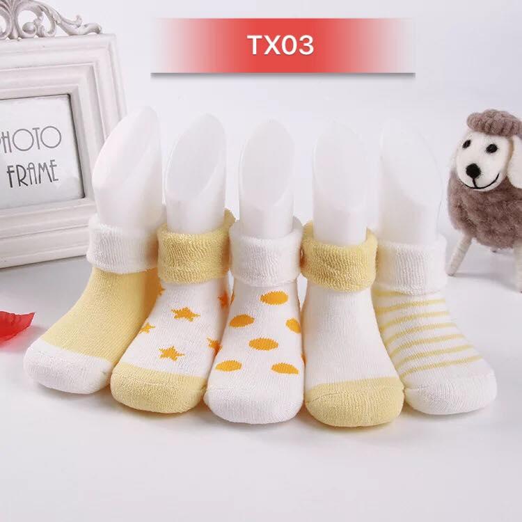 COMBO 5 ĐÔI TẤT LÔNG XÙ CHO BÉ SIÊU ĐÁNG YÊU