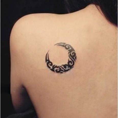 Hình xăm dán trăng bướm