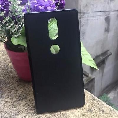 Combo kính cường lực và ốp silicon lenovo phab 2 plus cb048