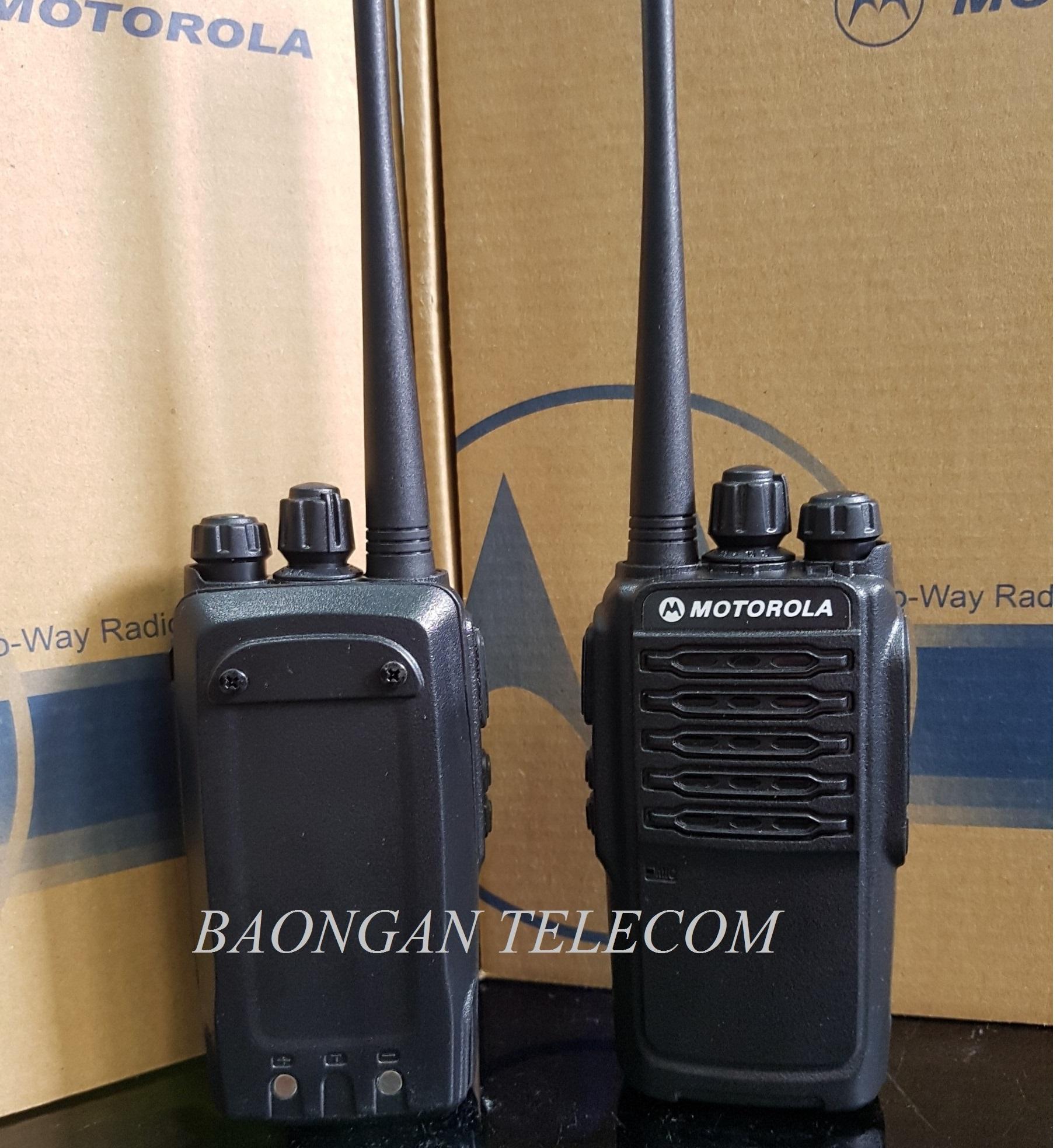 Bộ 2 máy bộ đàm Motorola GP-990 chất lượng cao