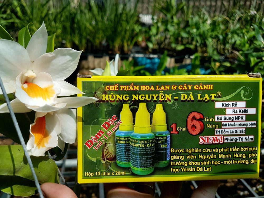 com bo 2 lọ Chế phẩm hùng nguyễn = Siêu ra rể, kích keiki, trừ nhiều loại nấm.