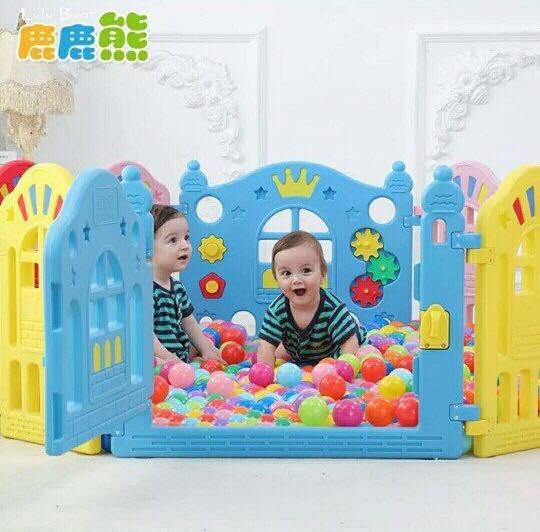 Quây cũi nhựa cho bé 16 miếng