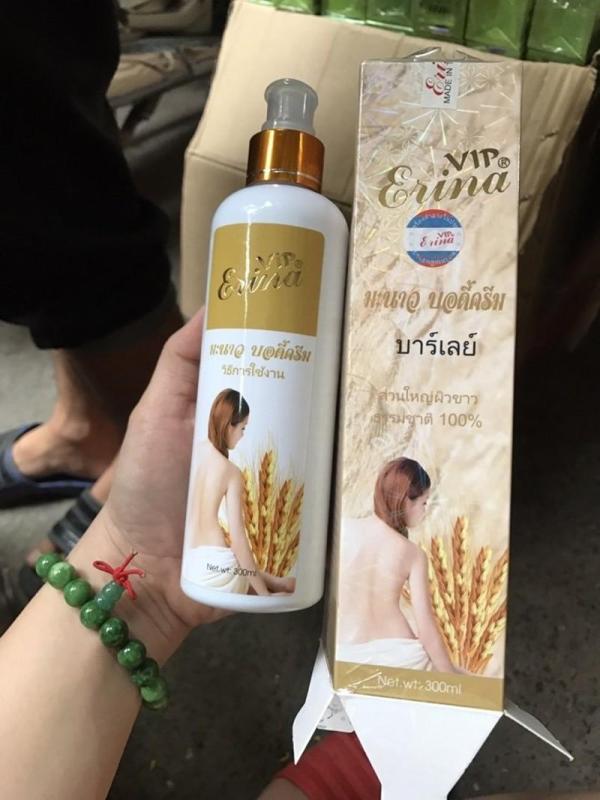 Sữa tắm Trắng da Ngọc Trai Sữa Non & Lúa Mạch Erina 300ml