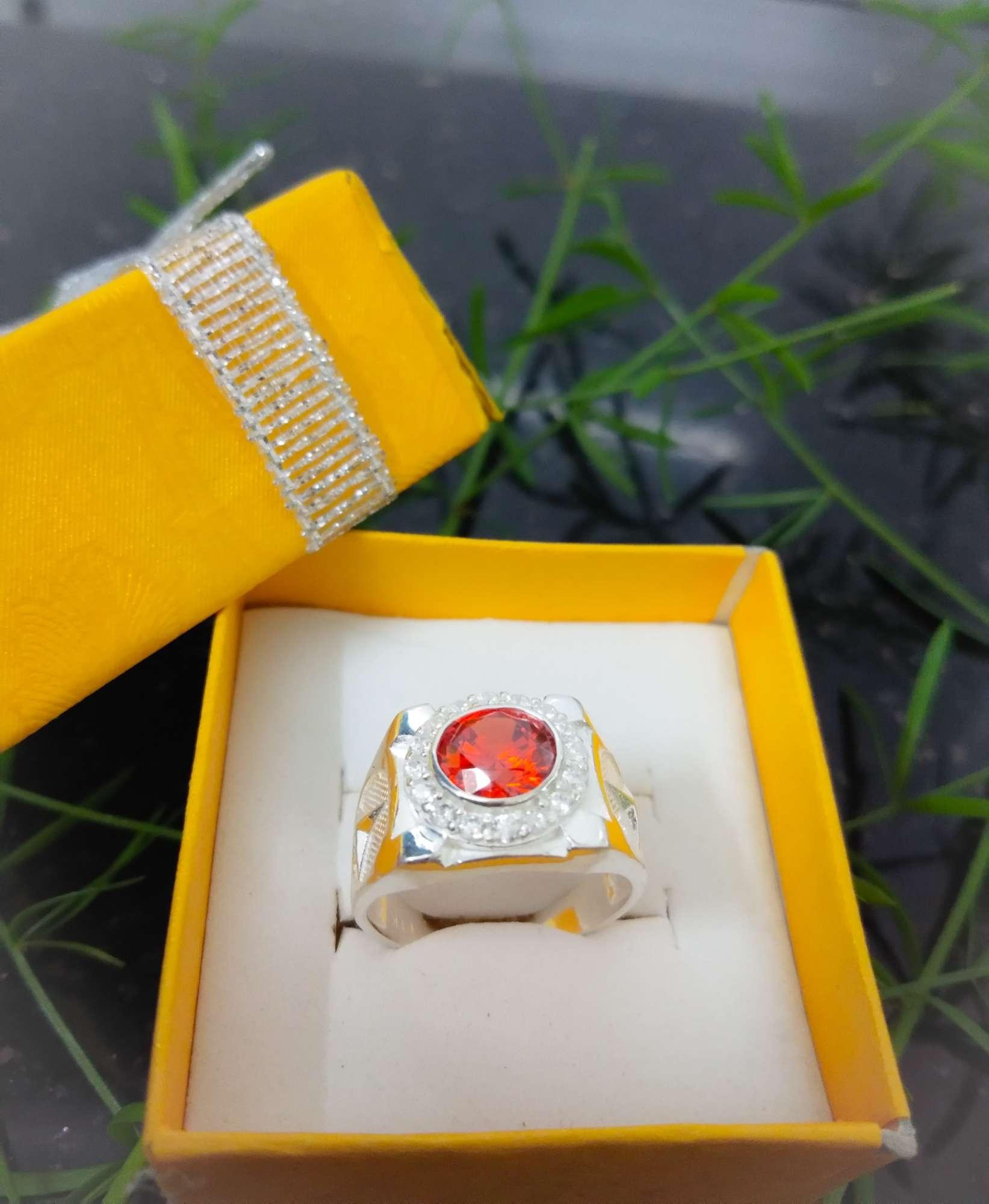 Nhẫn bé bạc ta cho bé trai