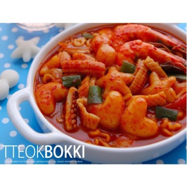 Combo 1kg bánh gạo hoa sao tim kèm 200gr sốt