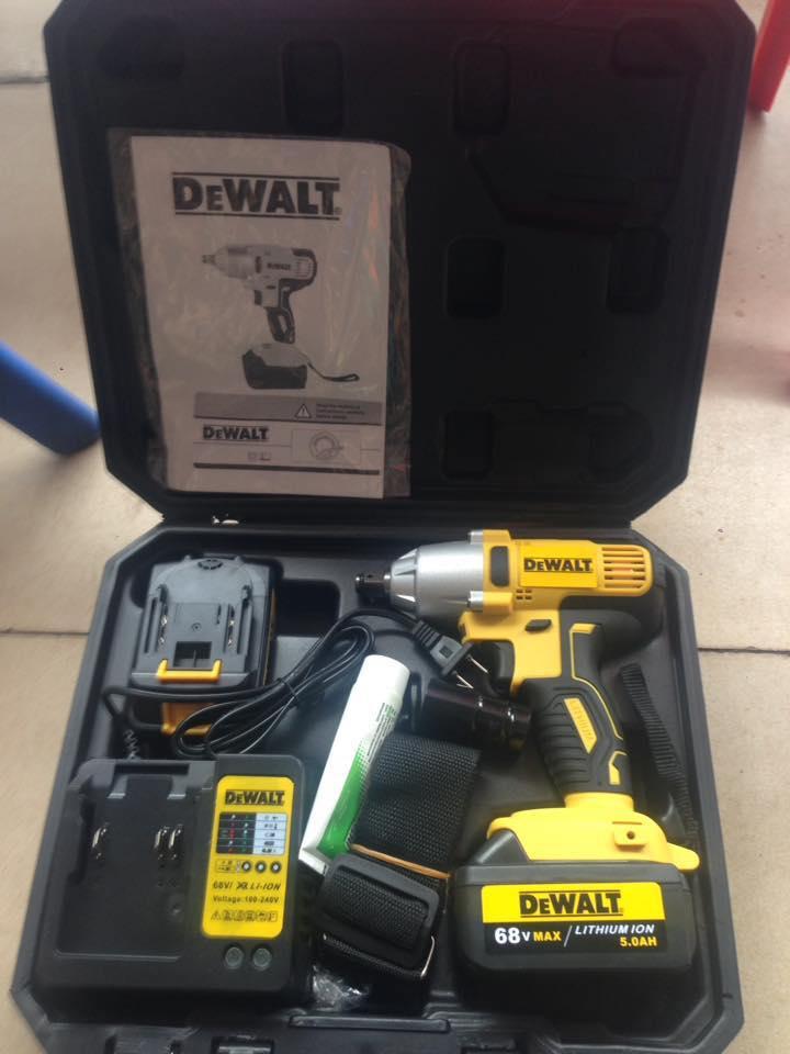 Máy siết bu lông Dewalt