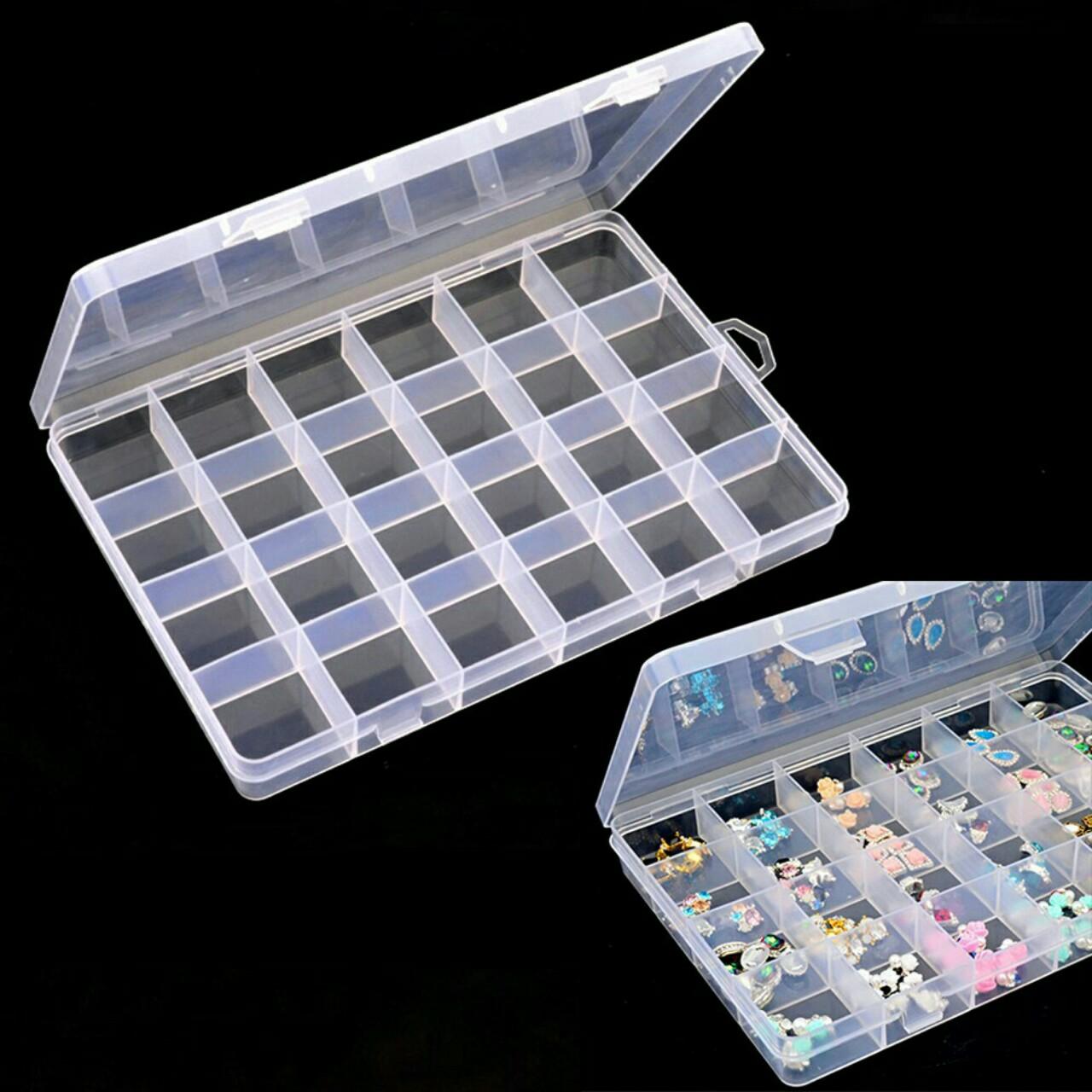 Hộp đựng phụ kiện 24 ô (trắng đục)