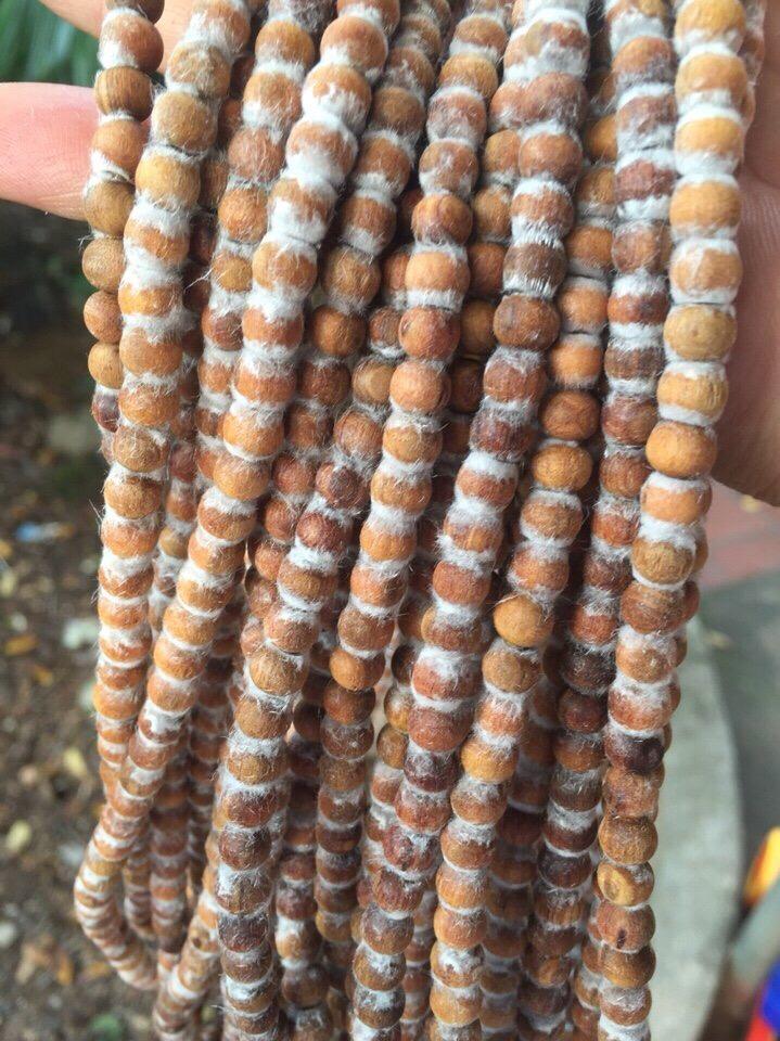 Tràng hạt 108 gỗ Hoàng Đàn