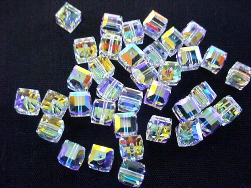 15 HẠT PHA LÊ SWAROVSKI TRẮNG VUÔNG