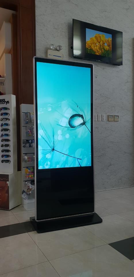 standee quảng cáo, cây quảng cáo 42 inch