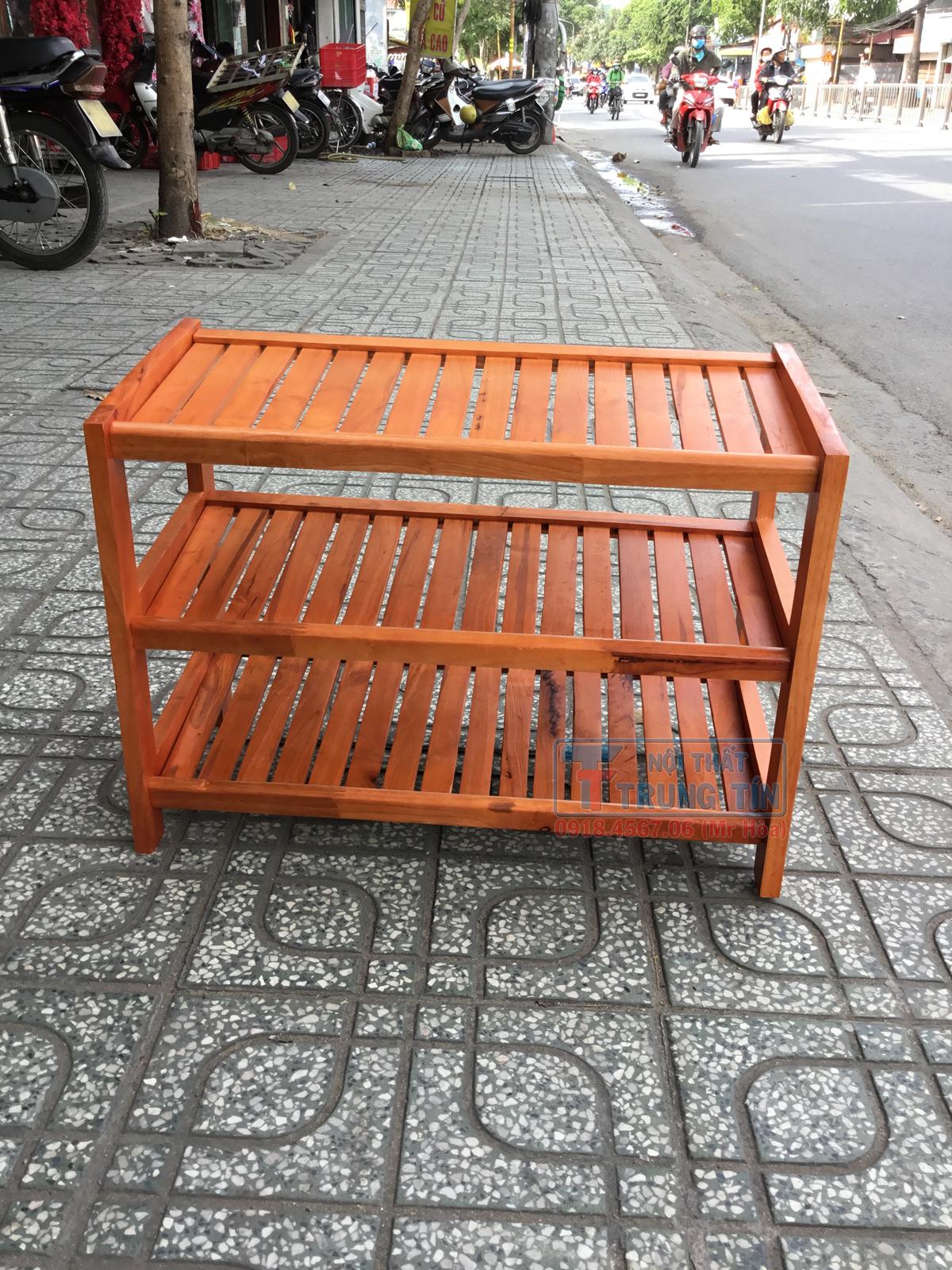 Kệ dép gỗ 3 tầng 60 vàng