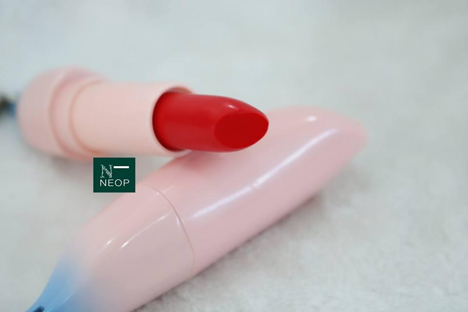 Son Chuối Vỏ Màu Hồng NEOP Siêu Cute - Không Chì - Cực Lì - 100% Natural