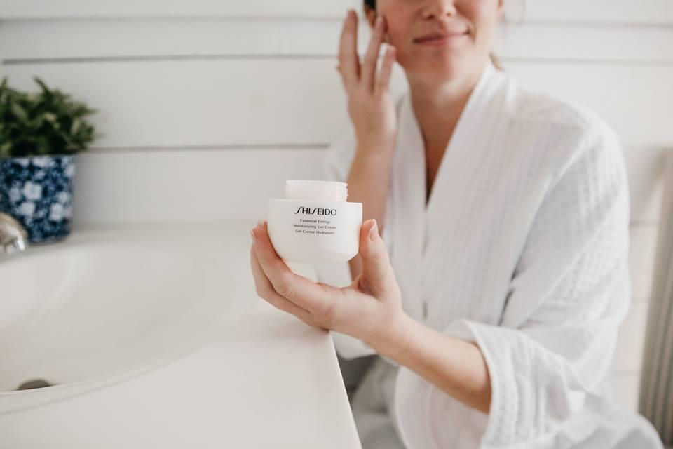 Kem dưỡng ẩm Shiseido Essential Energy Moisturizing Gel Cream 50ml