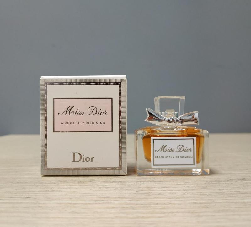 Nước hoa Nữ DIOR Miss Dior Absolutely Blooming EDP 5ml