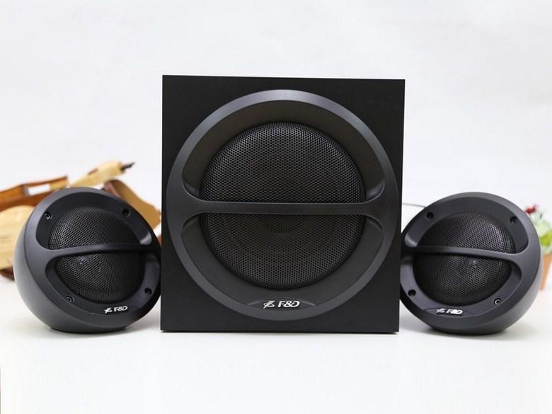 Loa fenda a111