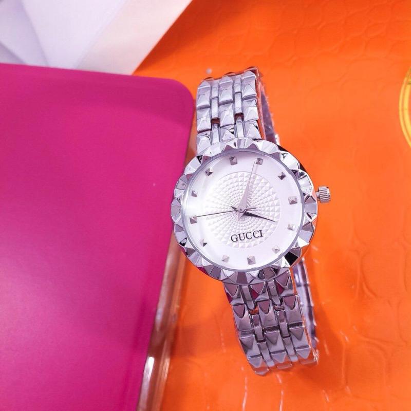 Nơi bán Đồng hồ thời trang nữ phong cách GC sang trọng