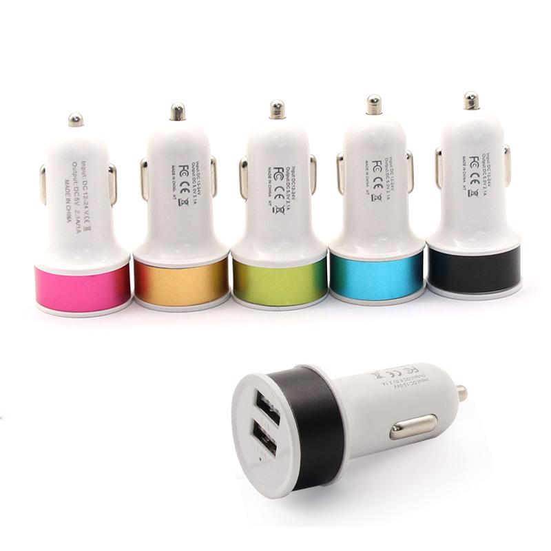 Cốc sạc 2 cổng usb trên oto ub2