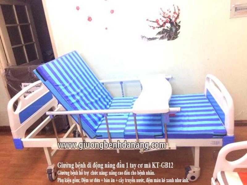Giường bệnh đa năng MKC 1 tay quay điều khiển bằng tay quay