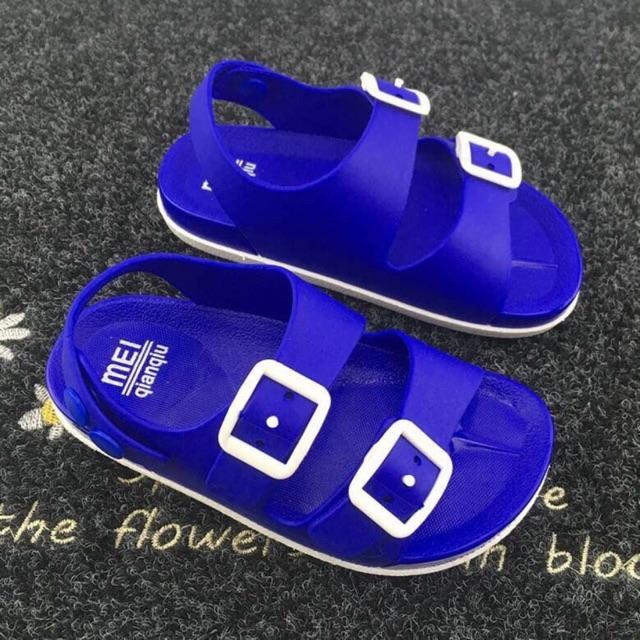 Sandal nhựa dẻo bé trai