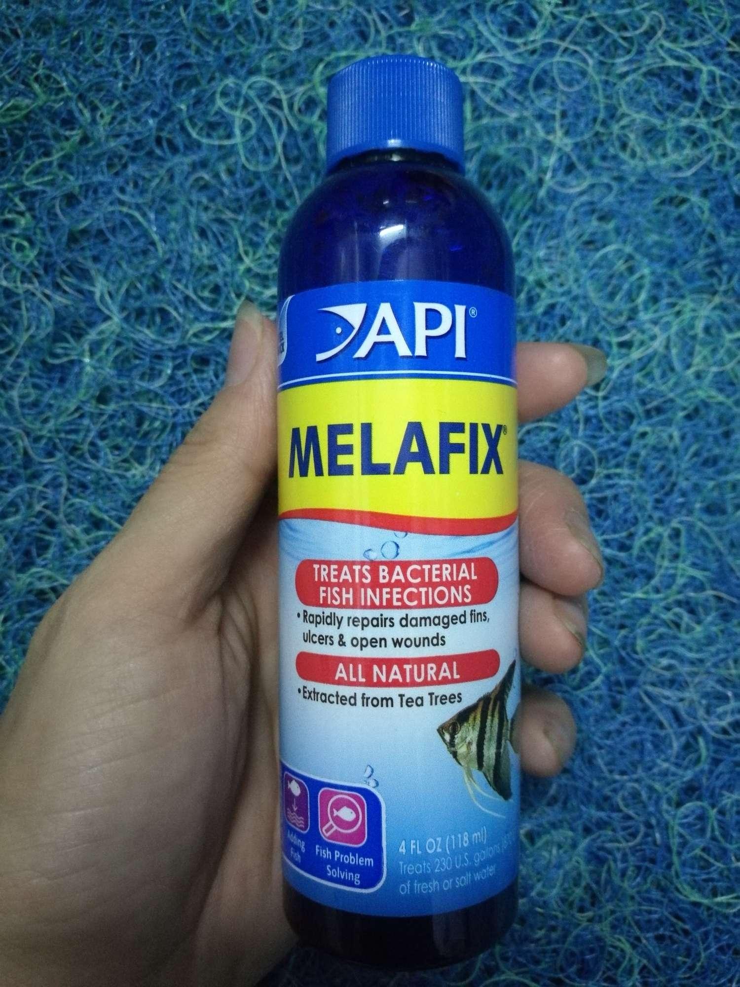 [HCM]Thuốc trị nhiễm khuẩn cho cá API Melafix hàng Mỹ 118ml