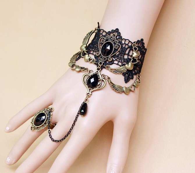 Vòng tay choker ren đen đính đá sang trọng
