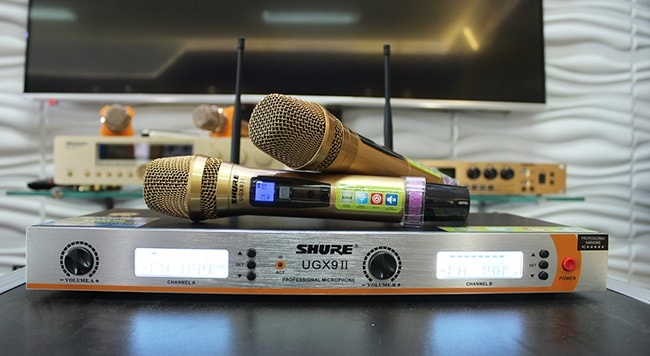 micro-khong-day-ugx9ii-1