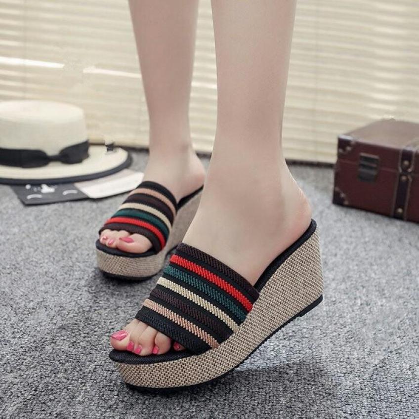 (Bảo hành 12 tháng) Dép đế xuồng nữ ngang phối sọc - Dép nữ quai thun co giãn êm chân đế xuồng cao 7cm - Elsa ES1581 giá rẻ