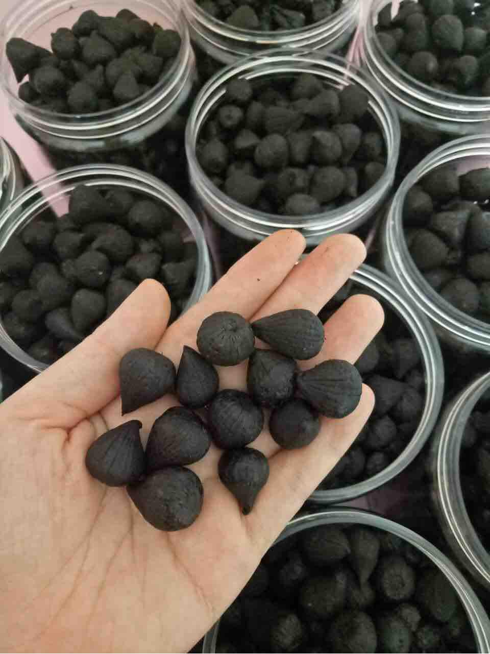 1kg Tỏi Đen bóc vỏ sẵn